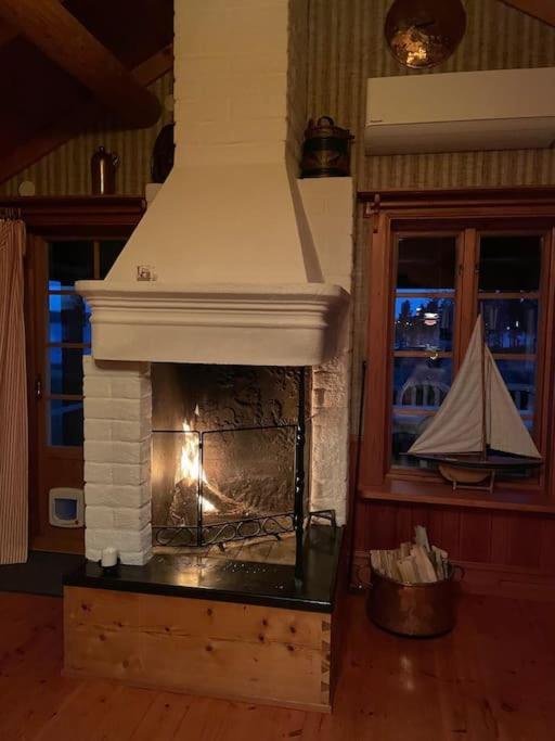 Lake Lodge Roennaes Leksand Ngoại thất bức ảnh